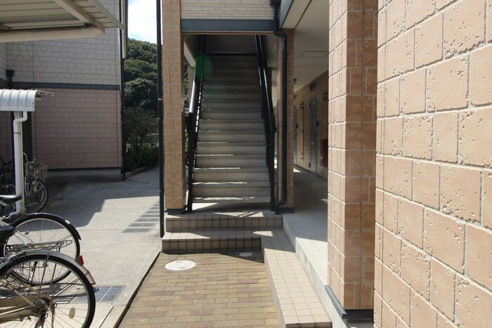 ワンズ・ワンＡ棟の物件外観写真