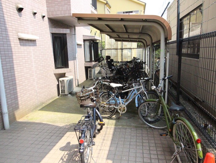 エステ－トⅡ番館の物件外観写真