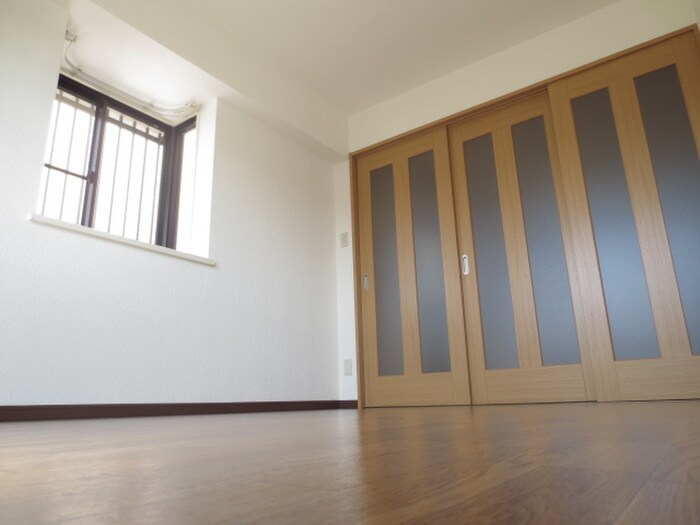 エステ－トⅡ番館の物件内観写真