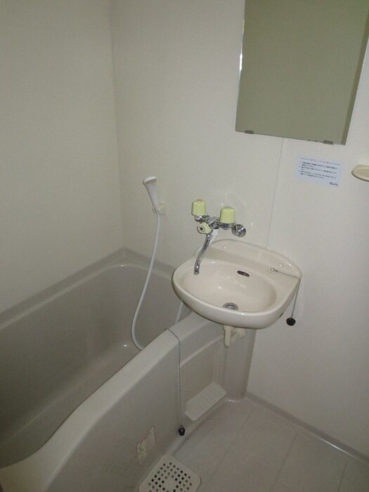 ｽﾁｭｰﾃﾞﾝﾄﾊﾟﾚｽ茨木の物件内観写真