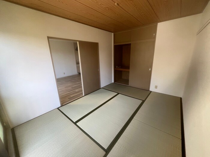 フォリア弐番館の物件内観写真