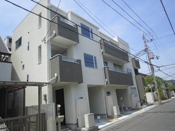 LISソフィア曽根西町の物件外観写真