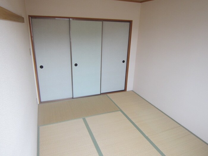 ハイツ藤原5の物件内観写真