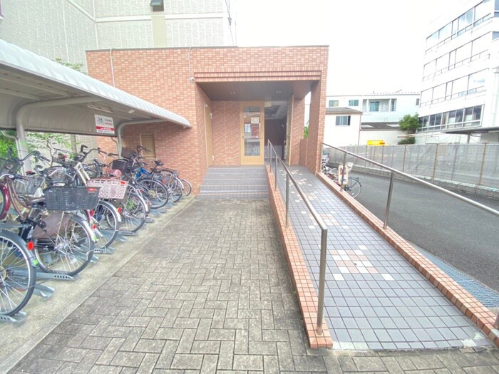 エバーグレイス森本の物件外観写真