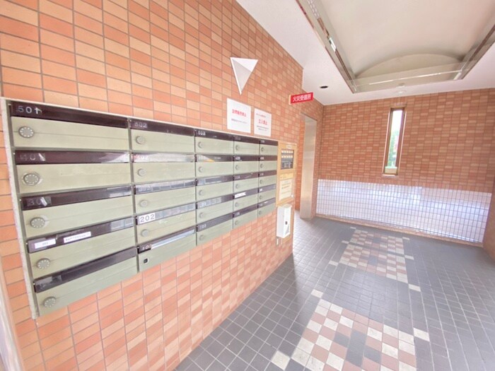 エバーグレイス森本の物件外観写真