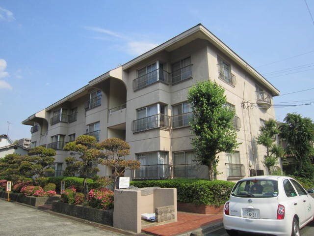 第一桜井ヒルサイドハイツＢ棟の物件外観写真