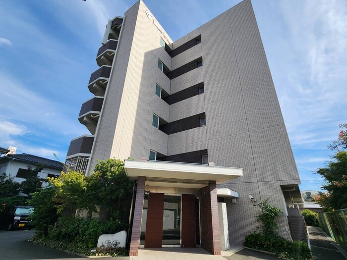 クランエシオの物件外観写真