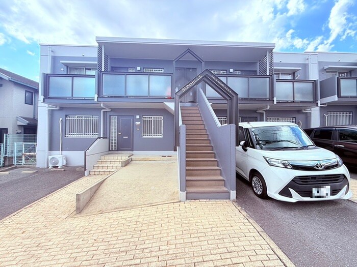 サンヒルズスギモトの物件外観写真