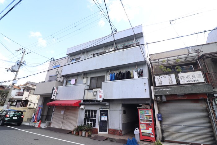 ナルディス尼崎の物件外観写真