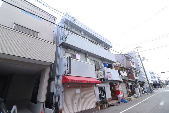 ナルディス尼崎の物件外観写真