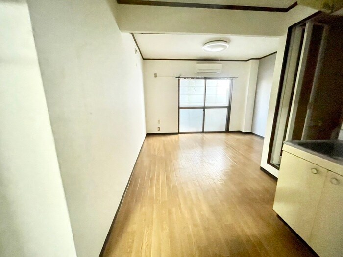 ナルディス尼崎の物件内観写真