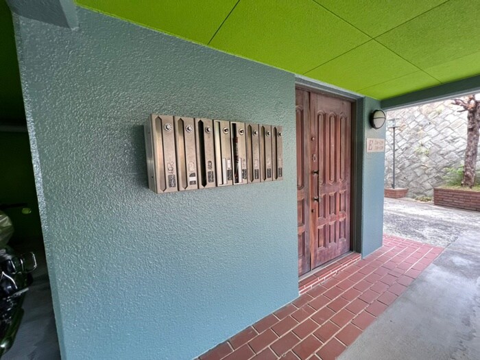 六甲ガーデンホームズの物件外観写真