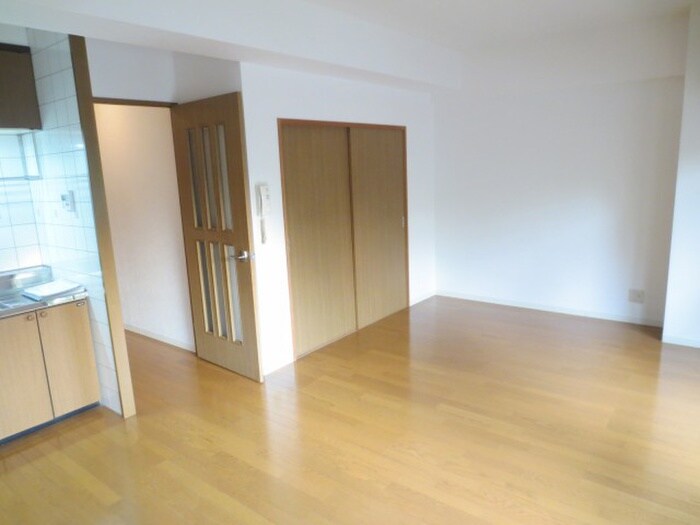 ＲＯＮＡ　ＨＹＡＴＴの物件内観写真