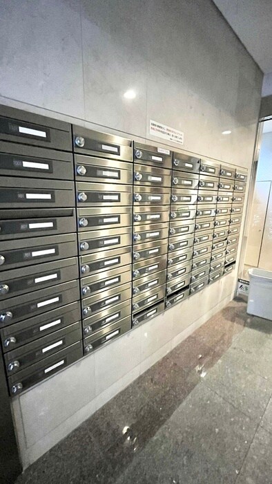 パウゼ大手前の物件外観写真