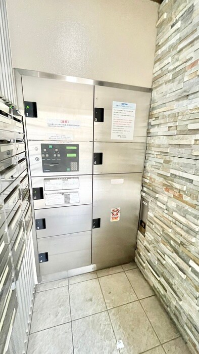 アリスマナ－ガ－デン谷町の物件外観写真