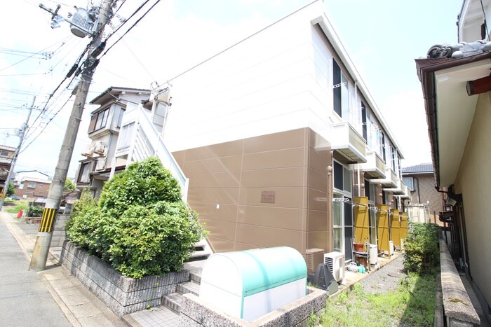 プレジール太秦の物件外観写真