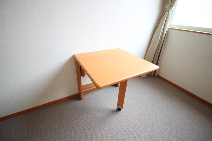 プレジール太秦の物件内観写真