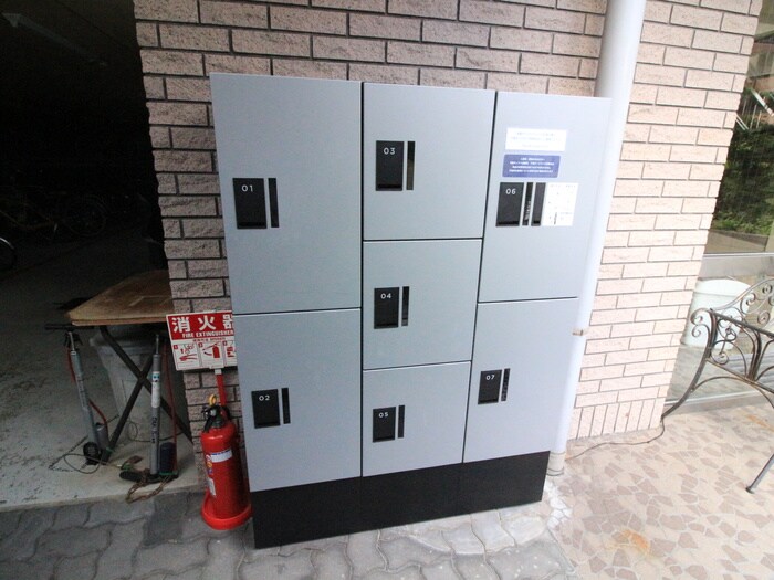 千里オークプライズの物件外観写真