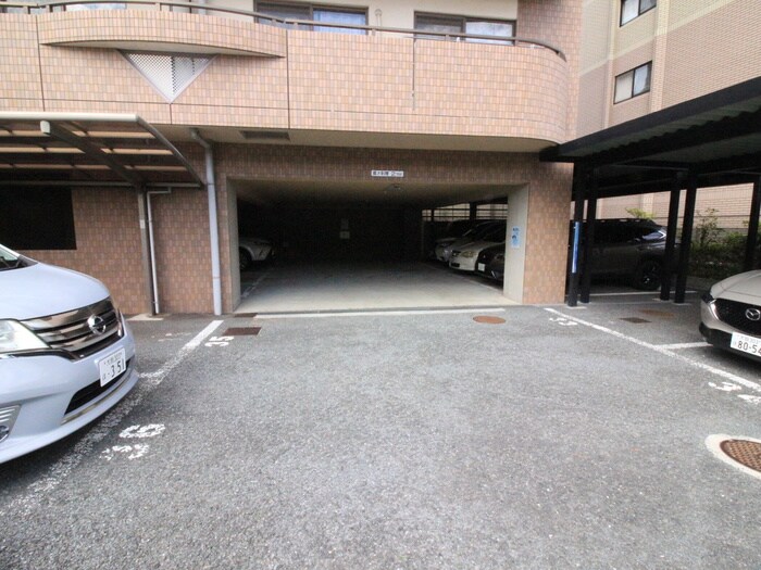 千里オークプライズの物件外観写真