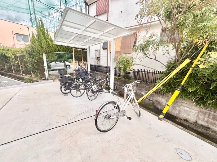 ＷｉｎｄＢｅｌｌ出口の物件外観写真