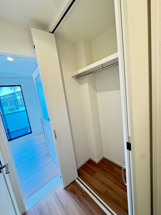 ＷｉｎｄＢｅｌｌ出口の物件内観写真