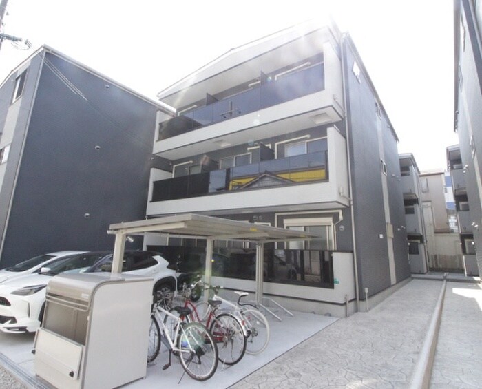 F asecia BONNYの物件外観写真