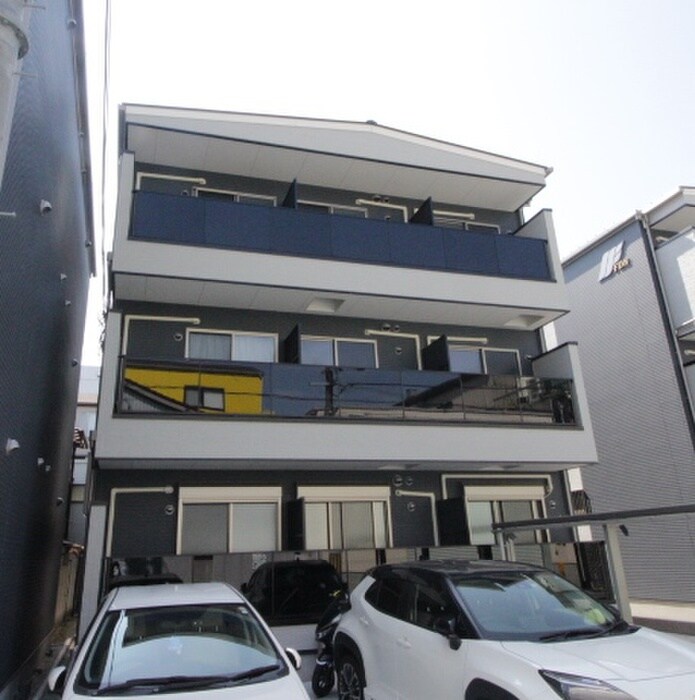 F asecia BONNYの物件外観写真