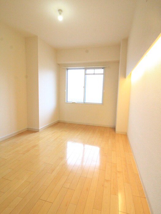 若草ハイツの物件内観写真