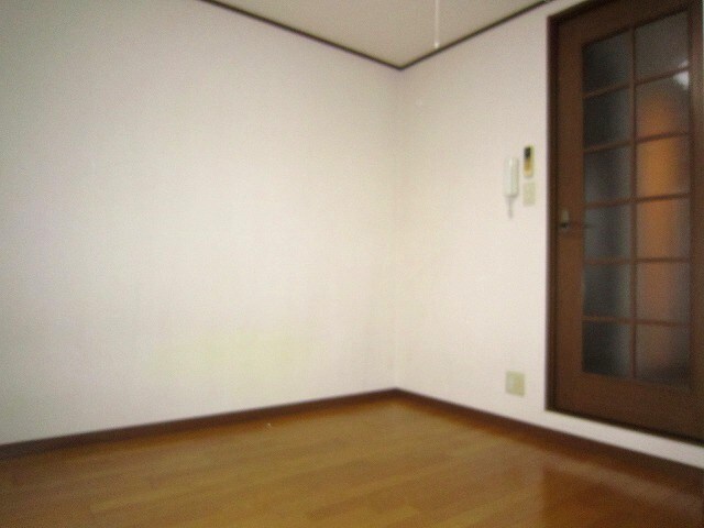 シャンブル南春日丘の物件内観写真