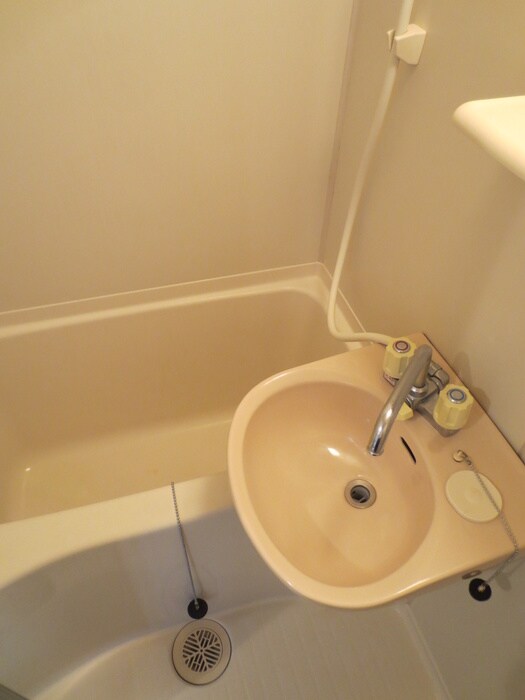 シャンブル南春日丘の物件内観写真