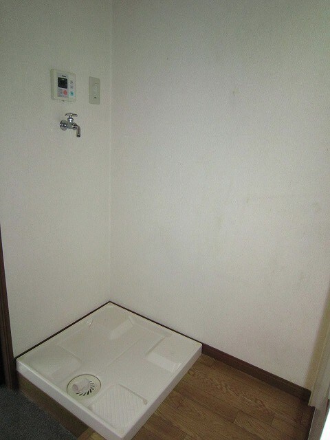 シャンブル南春日丘の物件内観写真