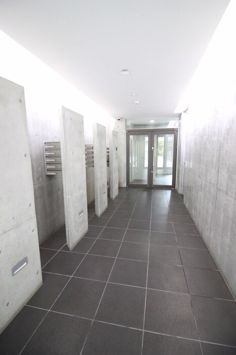 クリスタル昭和の物件外観写真