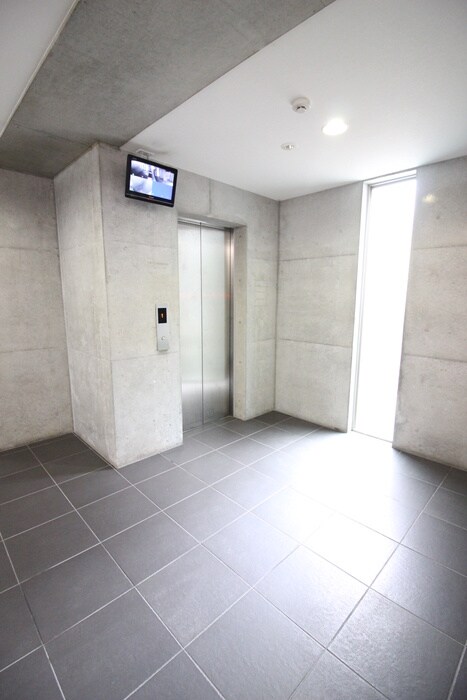 クリスタル昭和の物件外観写真