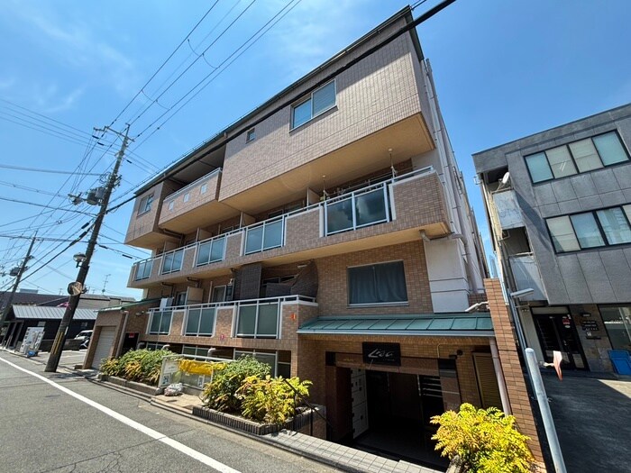 Ｌｉｓａ墨染の物件外観写真