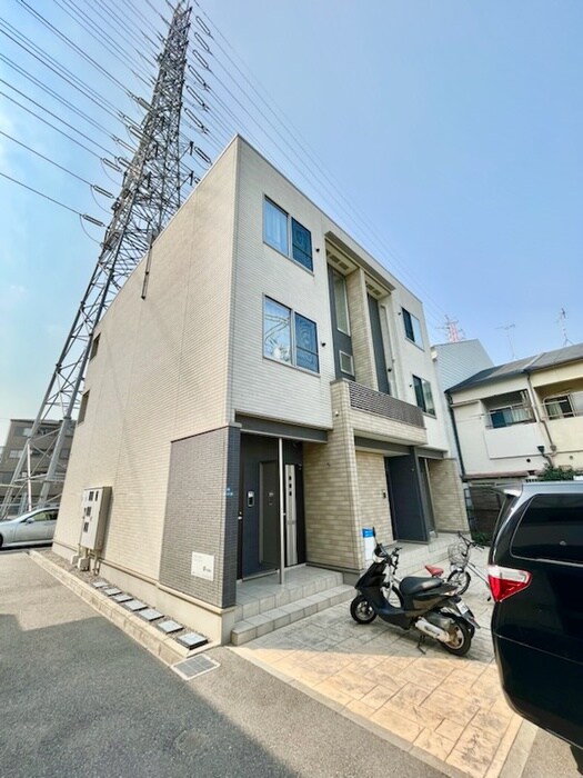 スミスガーデン　ウェールの物件外観写真