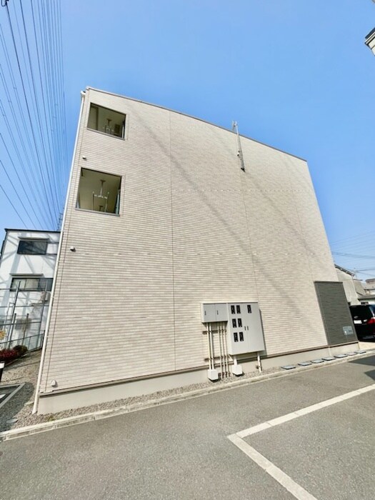 スミスガーデン　ウェールの物件外観写真