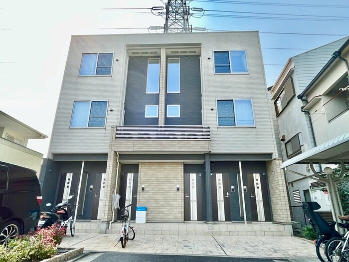 スミスガーデン　ウェールの物件外観写真