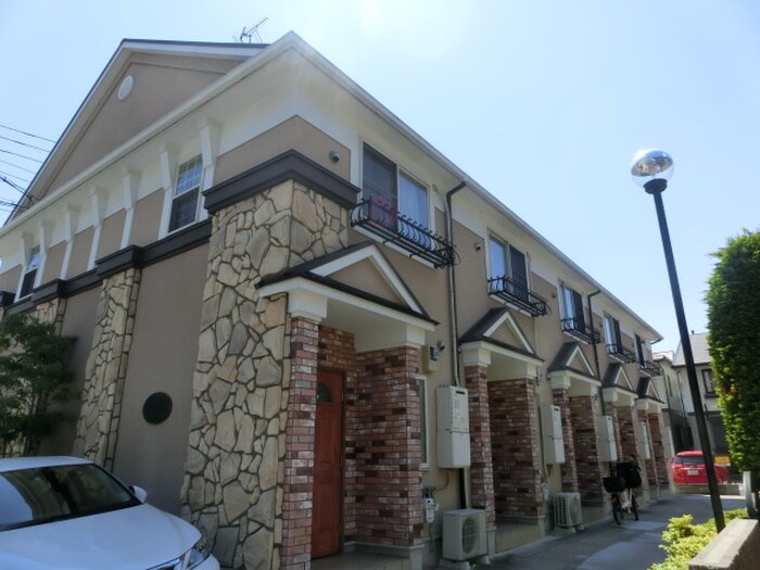 ﾄﾞﾐｰﾙ･ｼﾞｬﾙｳﾞｪﾙﾃﾞの物件外観写真