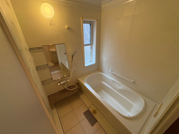 ﾄﾞﾐｰﾙ･ｼﾞｬﾙｳﾞｪﾙﾃﾞの物件内観写真