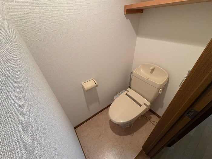 ﾄﾞﾐｰﾙ･ｼﾞｬﾙｳﾞｪﾙﾃﾞの物件内観写真