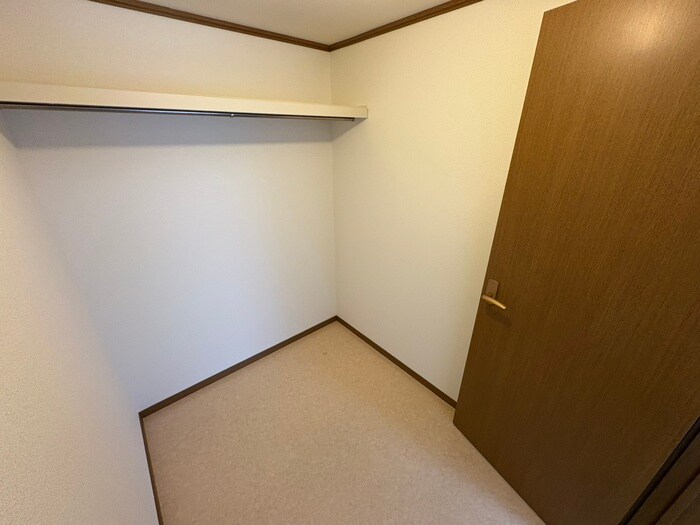 ﾄﾞﾐｰﾙ･ｼﾞｬﾙｳﾞｪﾙﾃﾞの物件内観写真