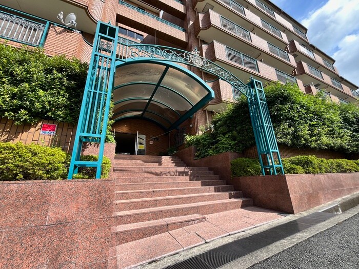 グリーンヒル池田の物件外観写真