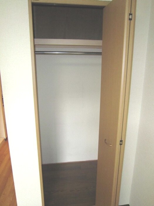 ステュデｨオ灰塚の物件内観写真