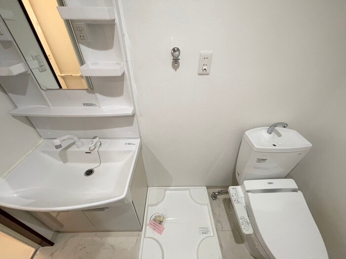 ワコーレヴィータ大開ステーシアの物件内観写真