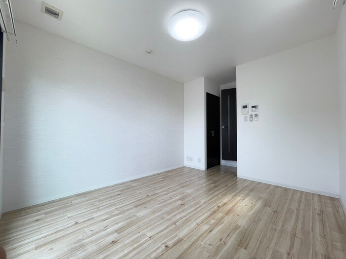 ワコーレヴィータ大開ステーシアの物件内観写真