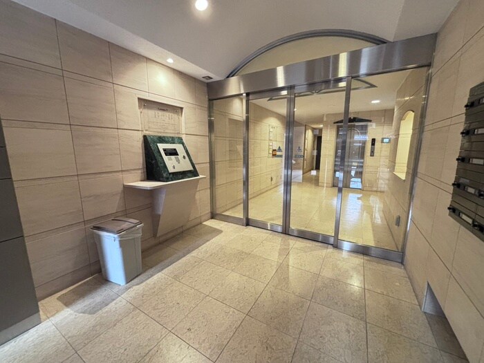 ＣＯＳＭＯ Ⅴの物件外観写真