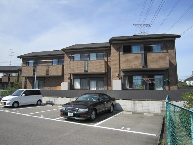 グリ－ンパレスⅤの物件外観写真