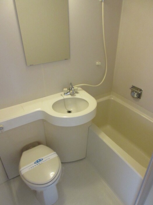 キャピタルⅡの物件内観写真