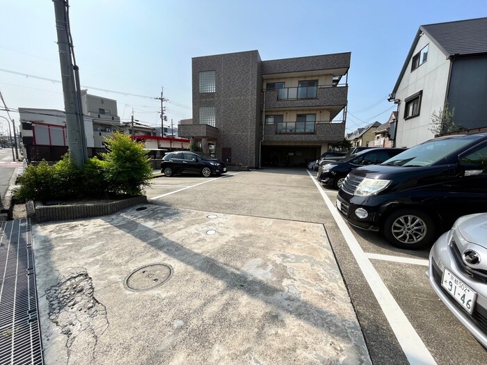 ラ・アク－ルの物件外観写真