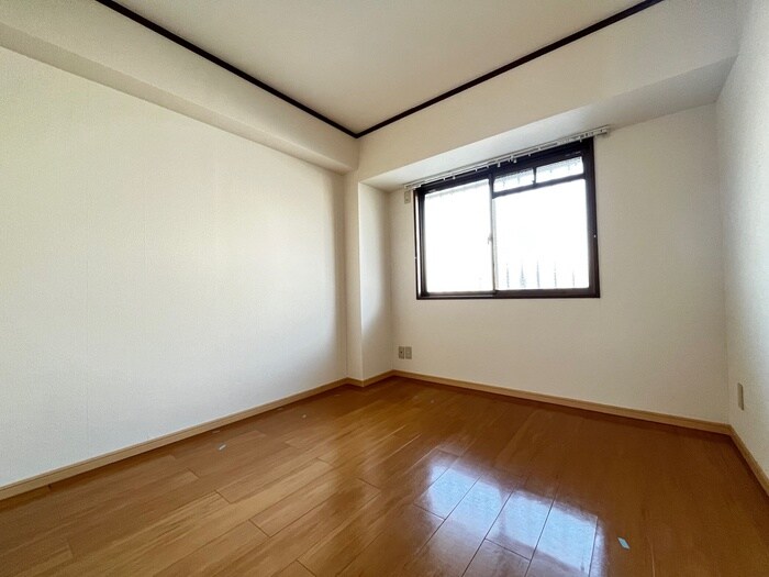 ラ・アク－ルの物件内観写真